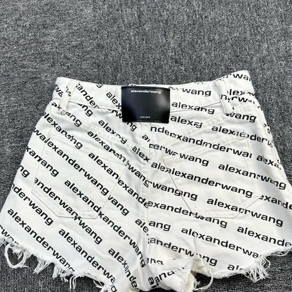🚩steal authentic Alexander Wang White Logo Jean Shorts - Picture 2 of 5